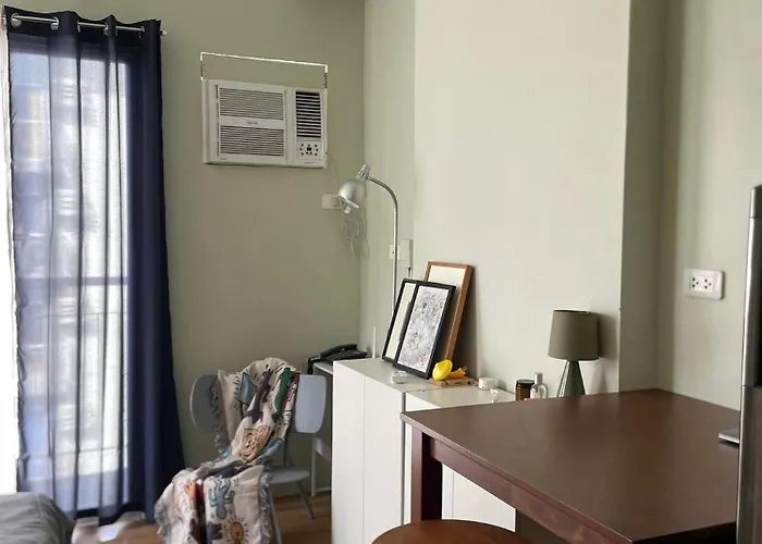 Aparthotel Modern Corner With Balcony 3*